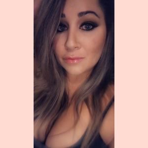 Meet your Posher, Adrianna